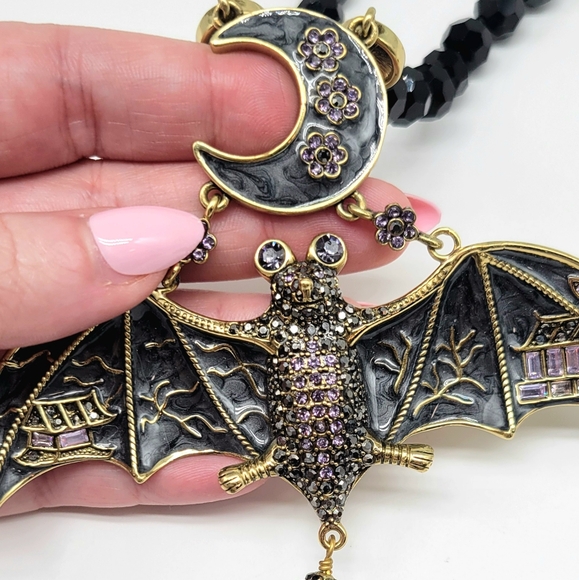 Heidi Daus Completely Batty Swarovski Crystal + Enamel Bat Statement Jewelry Set - Picture 7 of 13
